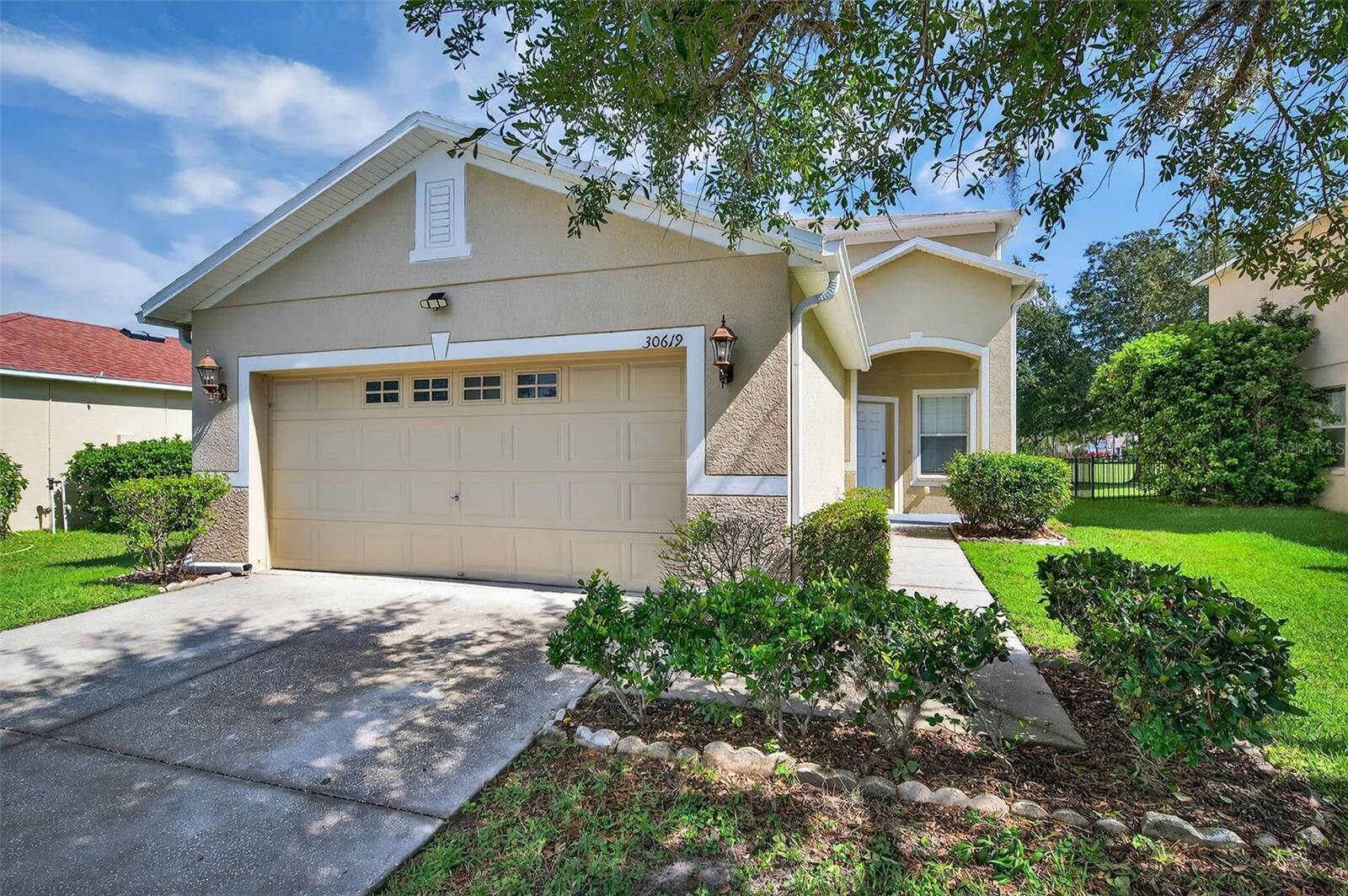 Property Photo:  30619 White Bird Avenue  FL 33543