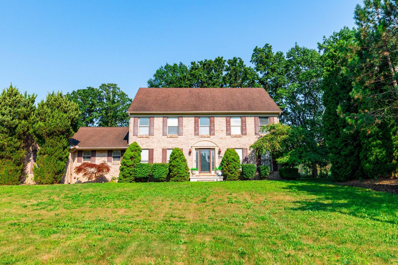 Property Photo: 23285 Meridian Road MI 48138