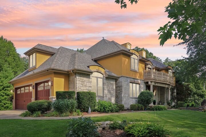 11942 S Oak Park Avenue  Palos Heights IL 60463 photo