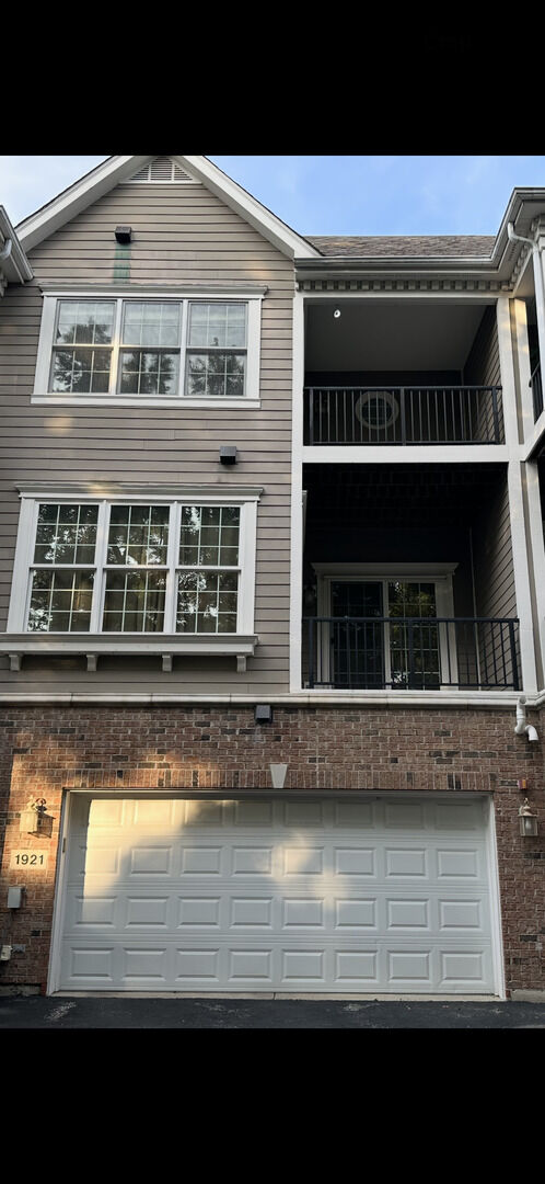 Property Photo: 1921 Lynn Circle IL 60048