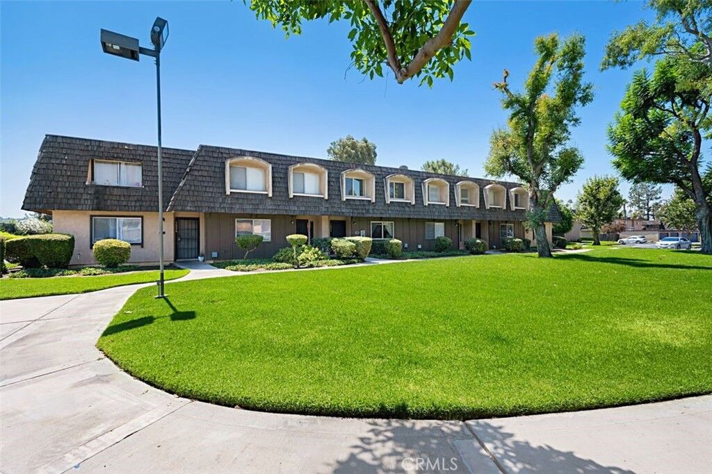 Property Photo: 10544 White Oak Drive CA 92505