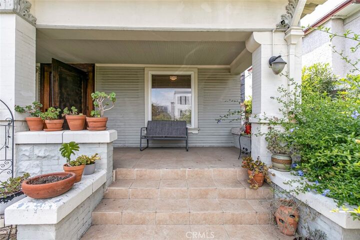 Property Photo:  1333 Arapahoe Street  CA 90006 