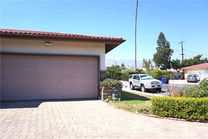 Property Photo: 6523 Kauffman Avenue CA 91007