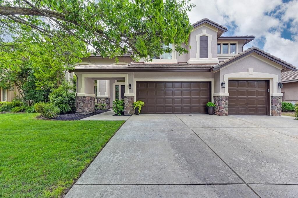 Property Photo:  260 Woodhaven Place  CA 95605 