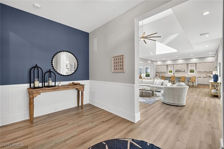 Property Photo: 14832 Dockside Lane FL 34114
