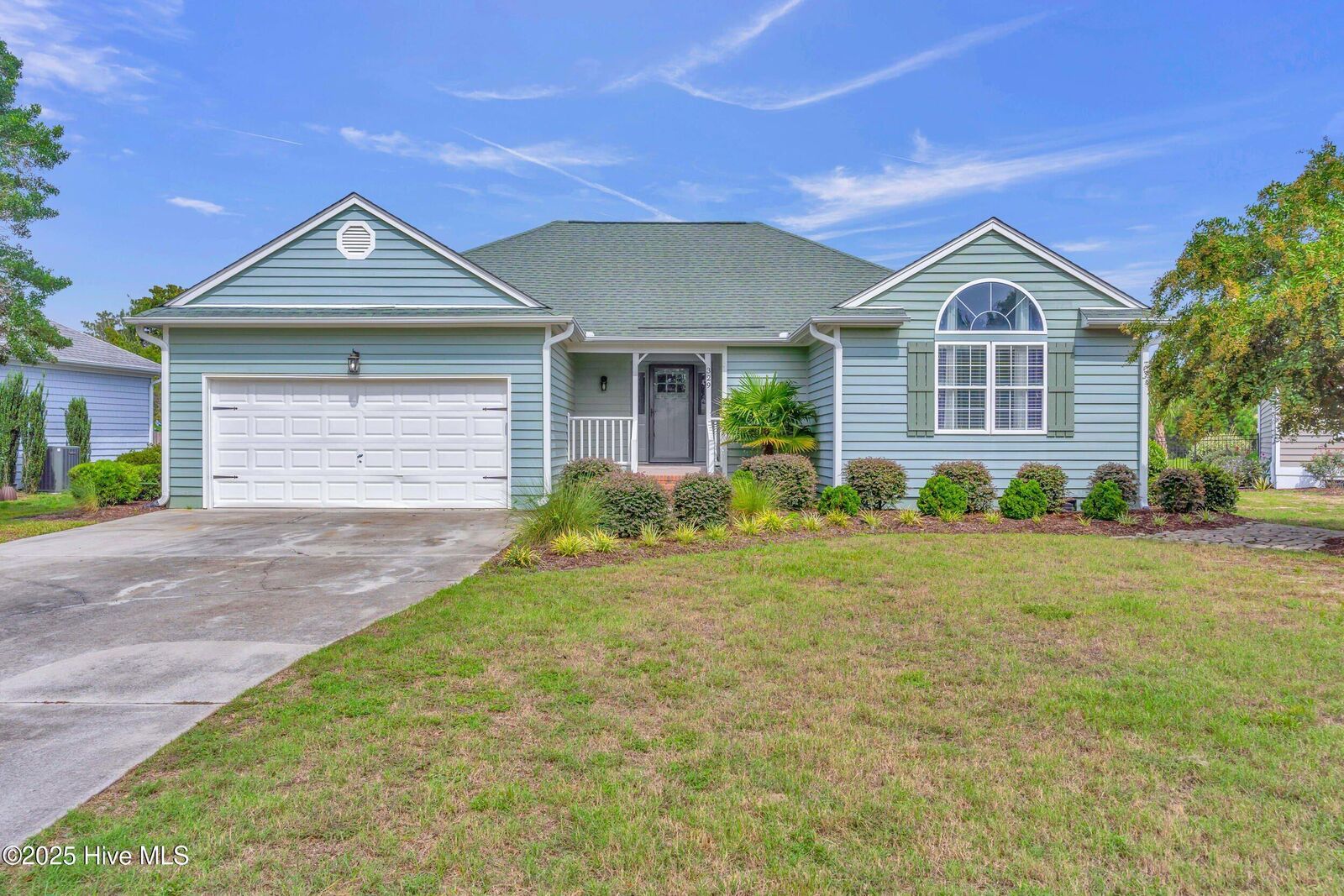 Property Photo: 329 Palmer Way NC 28412