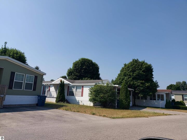 Property Photo: 1587 David Place MI 49686