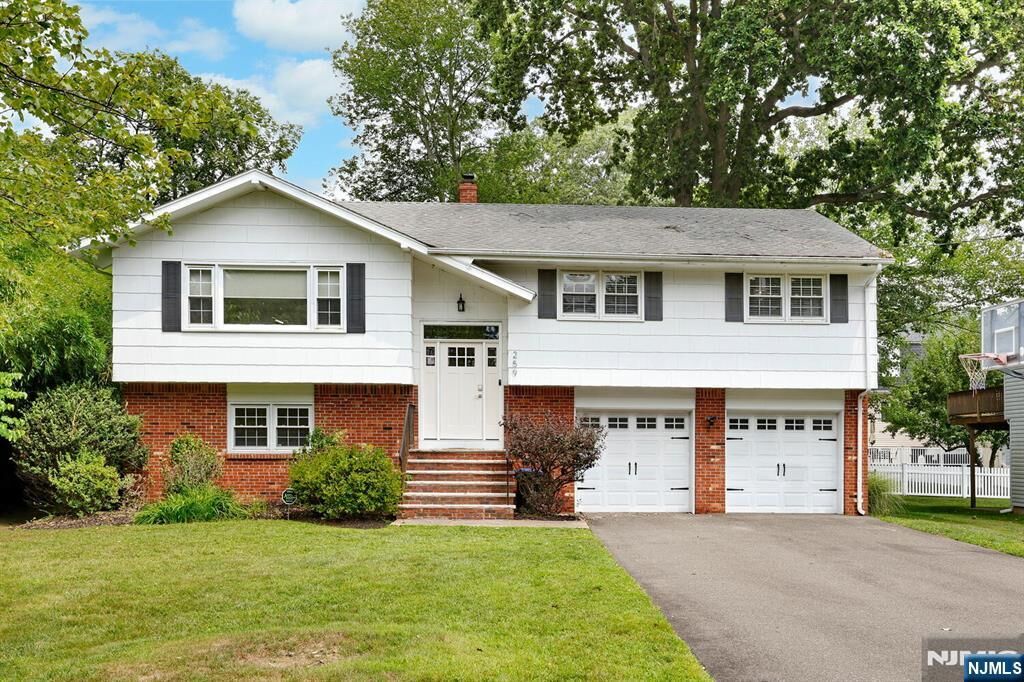Property Photo: 259 Nottingham Road NJ 07446