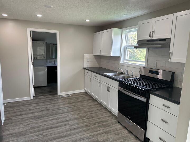 Property Photo:  204 Rossman Avenue  MN 56501 