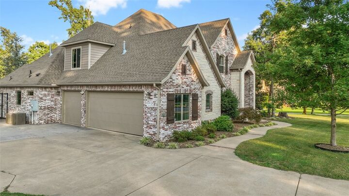 Property Photo: 1312 Royal Avenue AR 72719