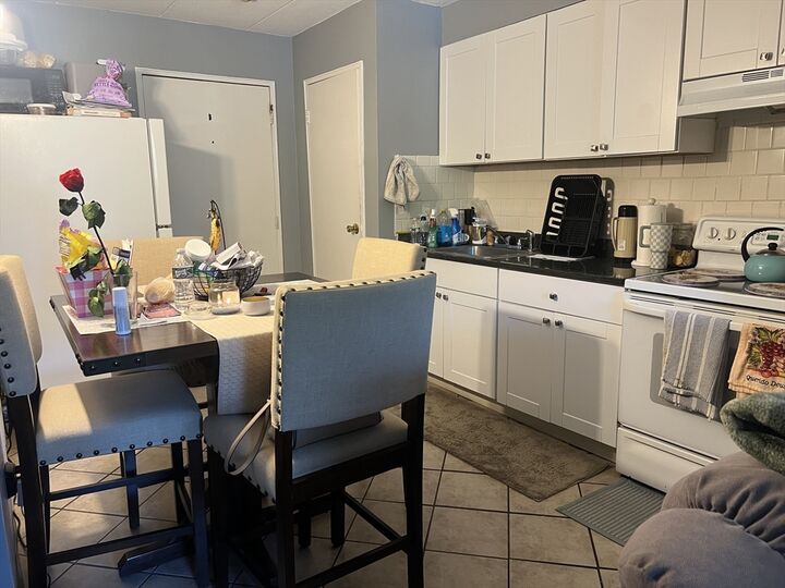 Property Photo:  126 Beaver St B-121  MA 01702 