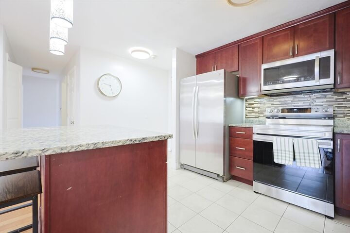 Property Photo:  32 Whites Ave E221  MA 02472 