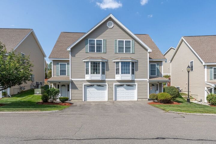 Property Photo:  8 Farnum Ct A  NH 03051 