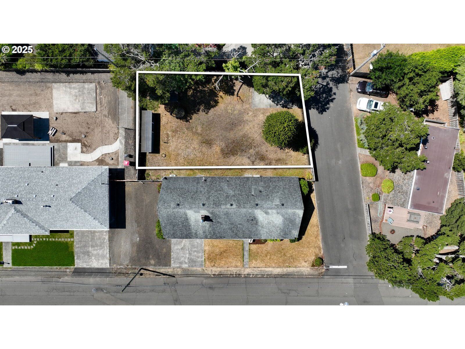 Property Photo:  0 Vacant Lot Avenue L  OR 97138 