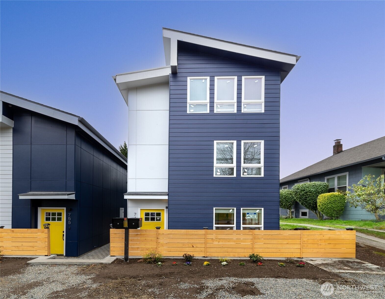 Property Photo:  753 S Henderson Street  WA 98108 