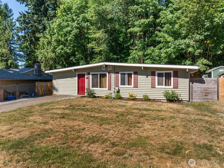Property Photo:  30427  153rd Ave  SE  WA 98042 