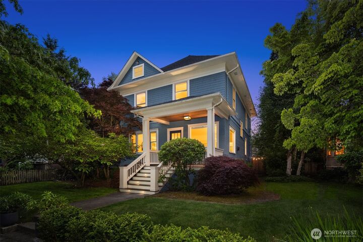 421  16th Avenue E  Seattle WA 98112 photo