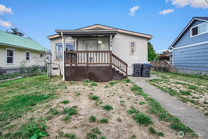 Property Photo:  124 S 6th Street  WA 98557 
