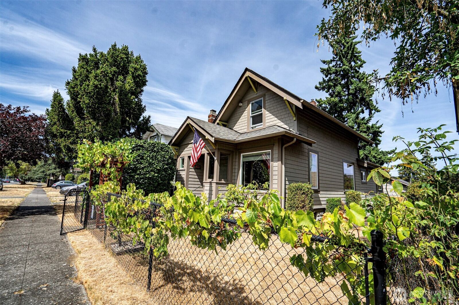 Property Photo:  505 S 35th Street  WA 98418 