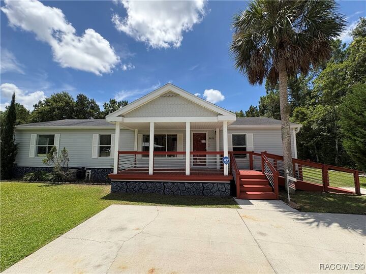 Property Photo: 8434 W Elossa Court FL 34448
