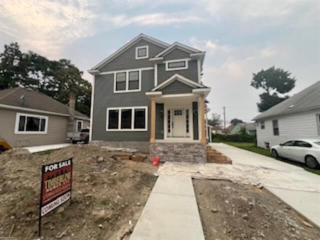 281 E Lafayette Street  Romeo Vlg MI 48065 photo