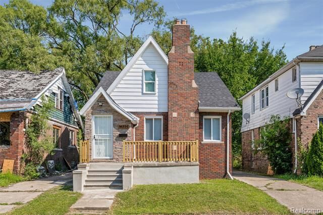 Property Photo: 14895 Mapleridge Street MI 48205