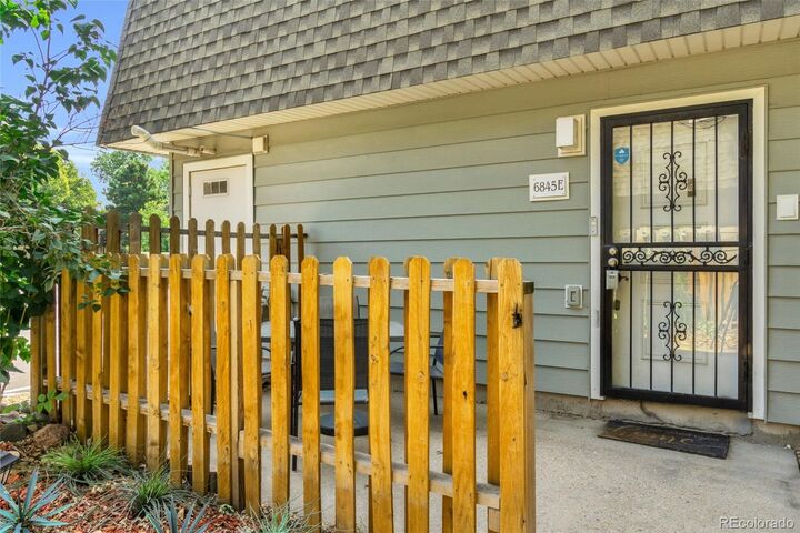 Property Photo:  6845 E Arizona Avenue  CO 80224 