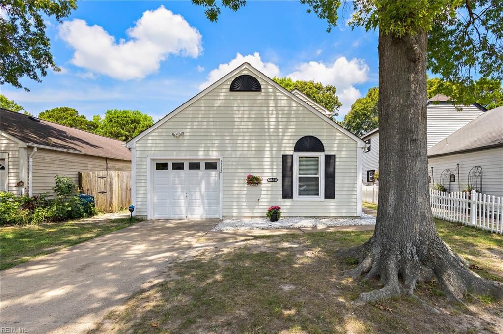 Property Photo: 5332 Chatham Hall Dr VA 23464