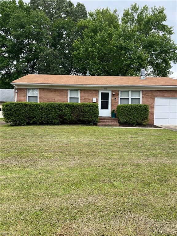 223 Larissa Dr  Newport News VA 23601 photo