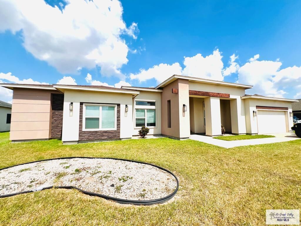 Property Photo:  152 Canteros Dr.  TX 78575 