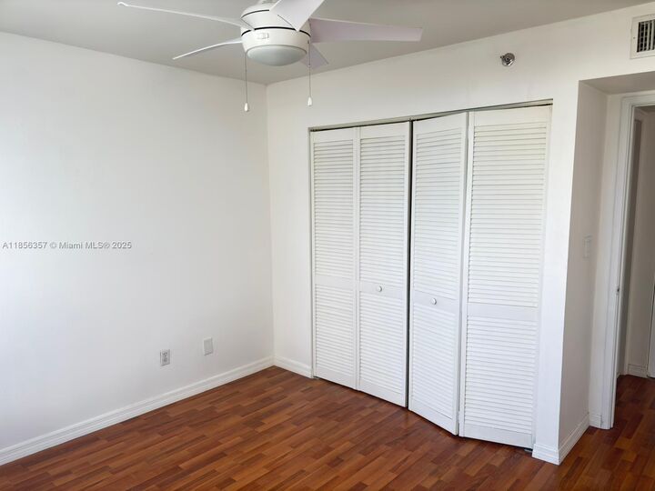 Property Photo: 770 Claughton Island Dr 1208 FL 33131