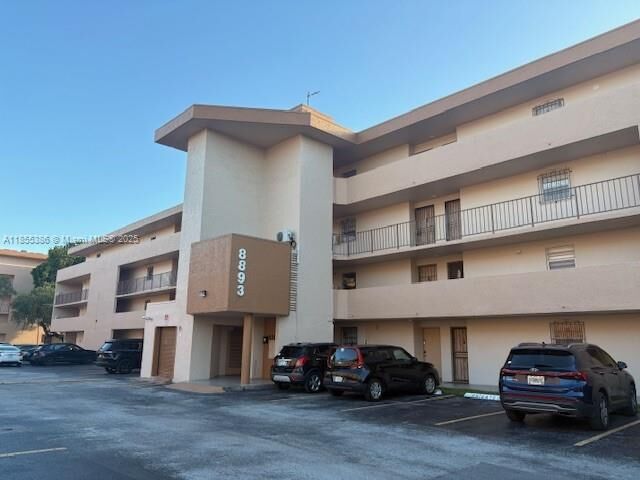 Property Photo:  8893 Fontainebleau Blvd 304  FL 33172 