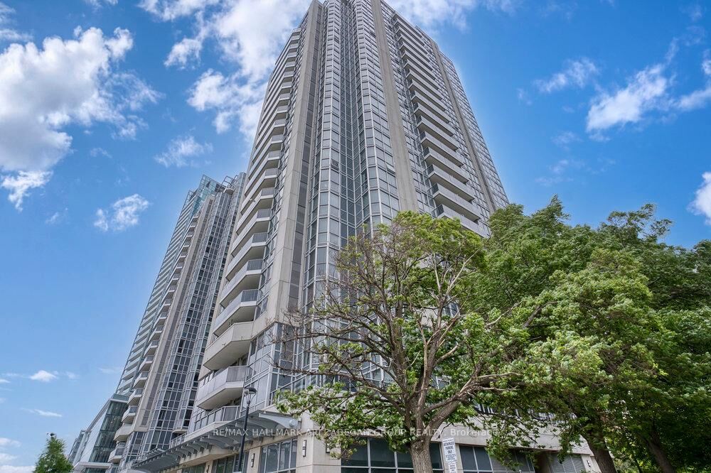 Property Photo: 5791 Yonge Street 1602 ON M2M 0A8