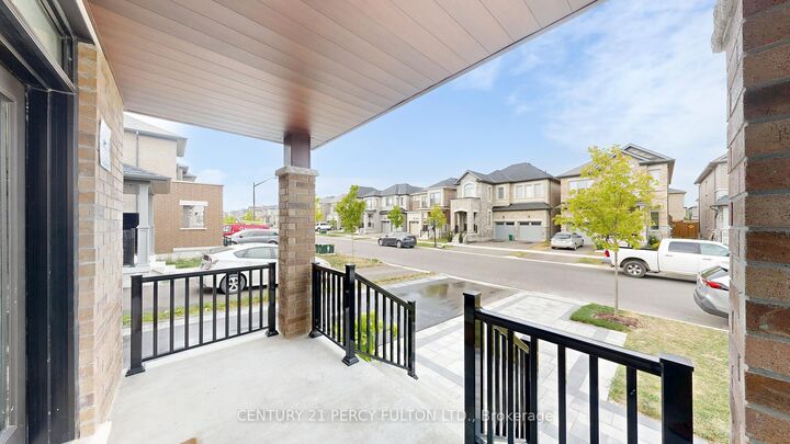 Property Photo: 40 Vickery Street ON L1P 0L2