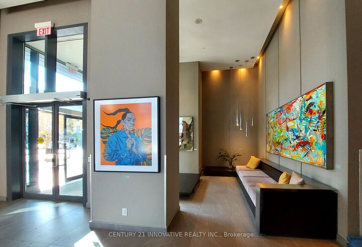 Property Photo:  170 Sumach Street 1913  ON M5A 0C3 