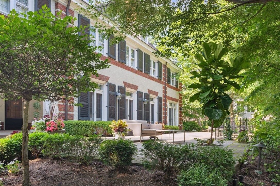 Property Photo:  5563 Northumberland Street  PA 15217 