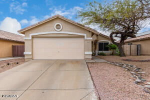 Property Photo:  512 S 93rd Way  AZ 85208 