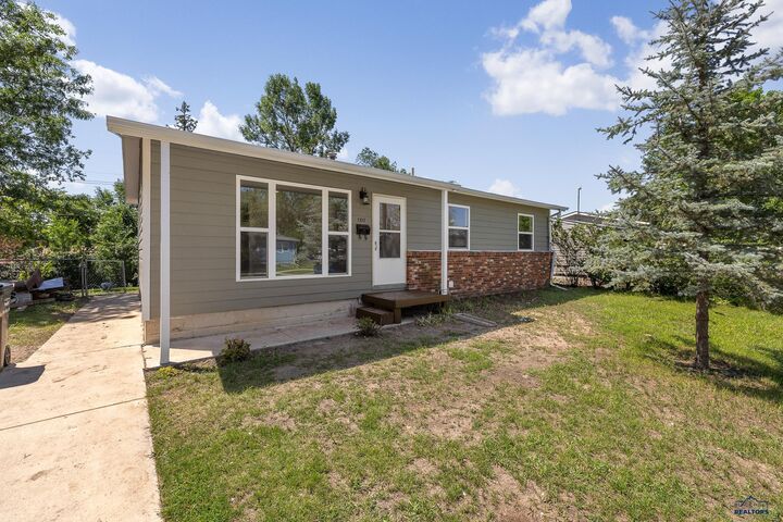 Property Photo:  1317 Racine  SD 57701 