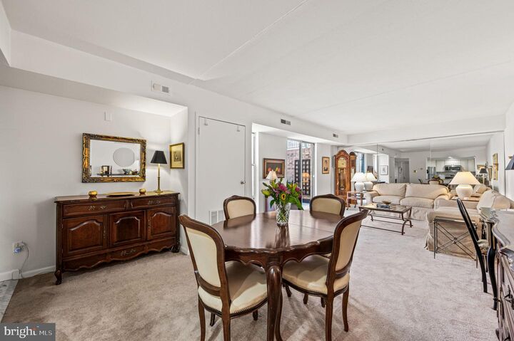Property Photo: 130 Spruce Street 15A PA 19106