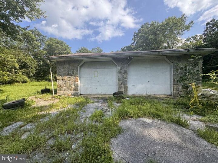 Property Photo:  503 Whitman Lane  PA 17057 