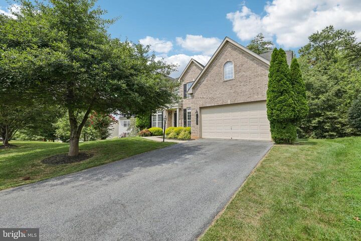 Property Photo: 13110 Crossview Court MD 20705