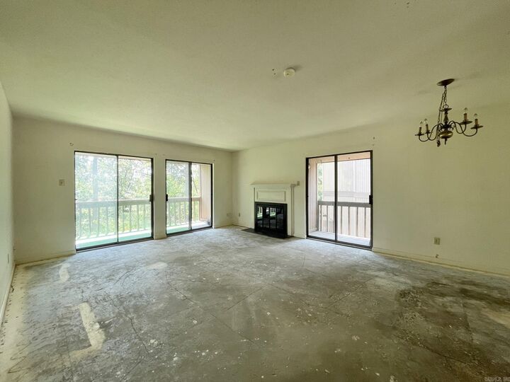 Property Photo:  1201 N Pierce Street  AR 72207 