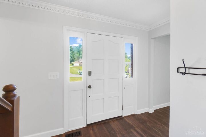 Property Photo:  8289 Fawnknoll Court  OH 45247 