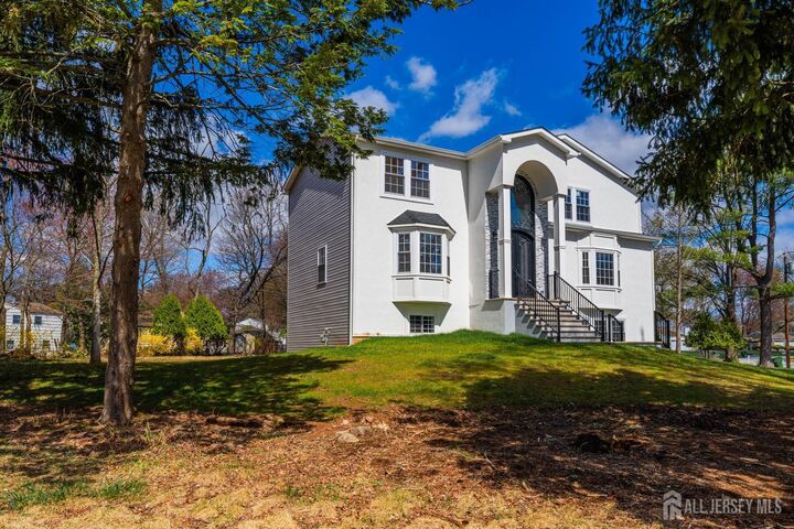 Property Photo:  22 Mary Ellen Drive  NJ 08820 