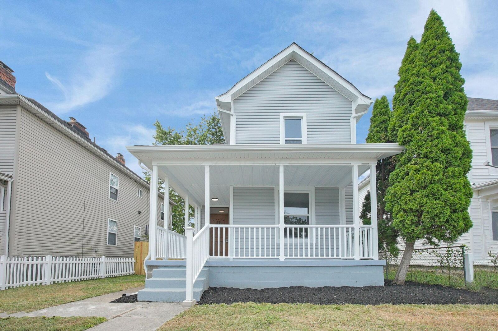 Property Photo: 575 Gilbert Street OH 43205
