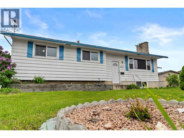 Property Photo: 1267 Creston Place BC V2B 2Y7