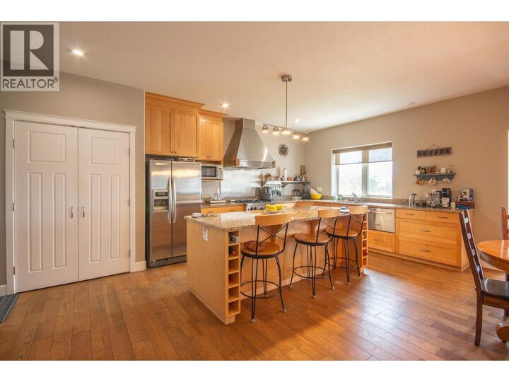 Property Photo: 408 Briar Ridge Road BC V0C 2C0