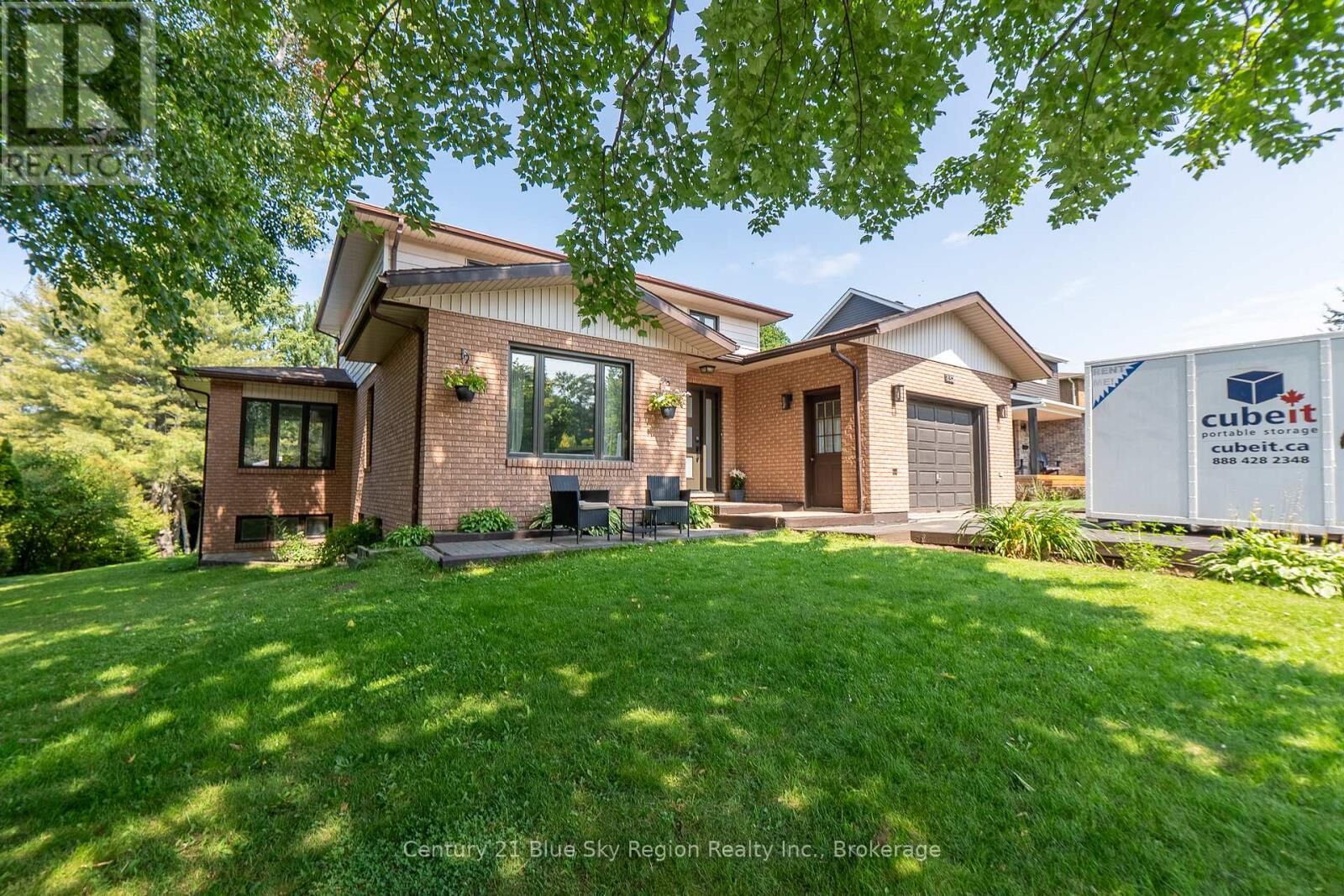 Property Photo: 832 Airport Road ON P1C 1A2