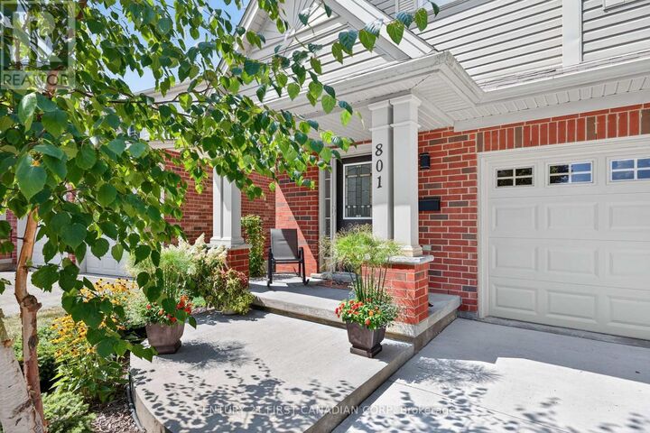 Property Photo:  801 North Leaksdale Circle  ON N6M 1L9 