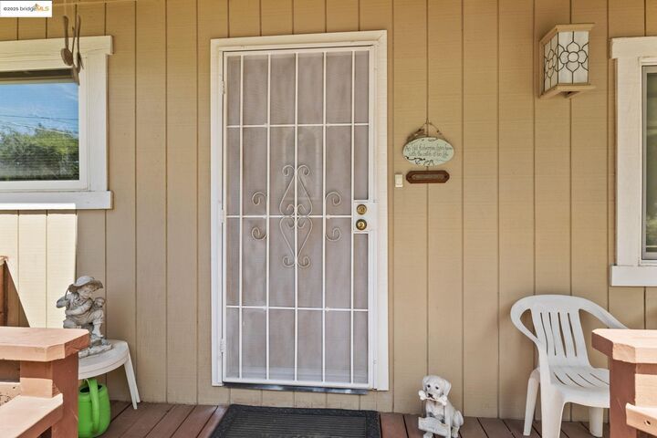 Property Photo: 21273 Crestview Dr CA 95370